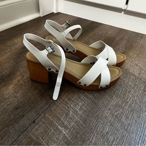 Mia wooden base heels